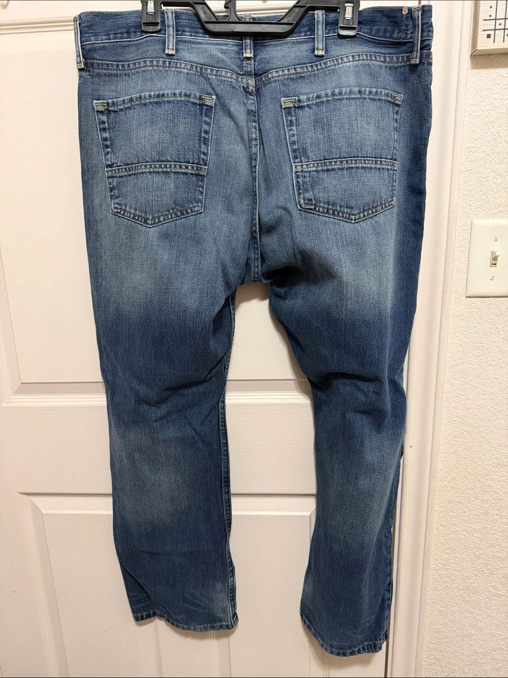 Nautica Men's Blue Washed Jeans